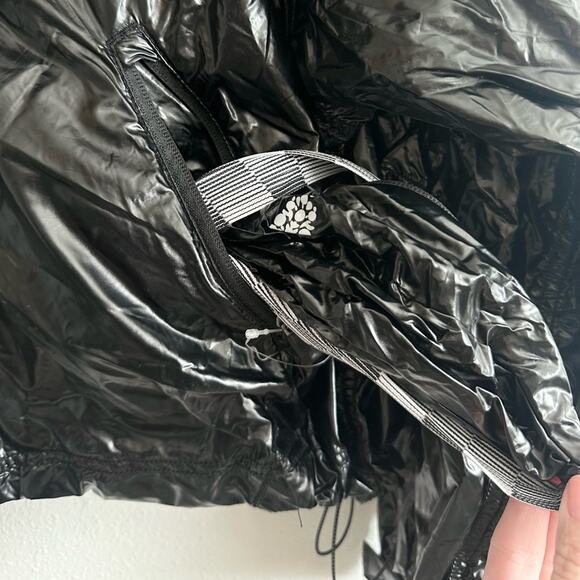NEW Free People Movement Dew Drop Packable Rain Jacket Size Small - Picture 7 of 11
